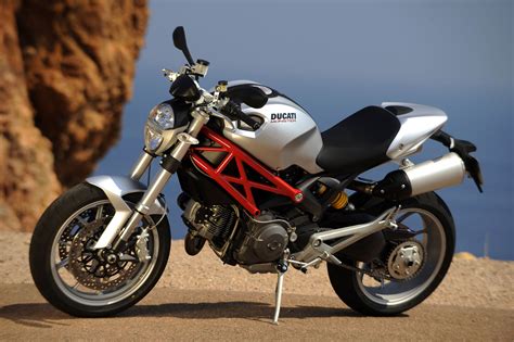 2009 Ducati Monster 1100