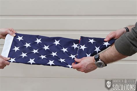 Do You Know How to Properly Fold an American Flag and What it ...