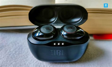 JBL TUNE 125TWS Review: Great Sound Quality And Comfort With Few ...