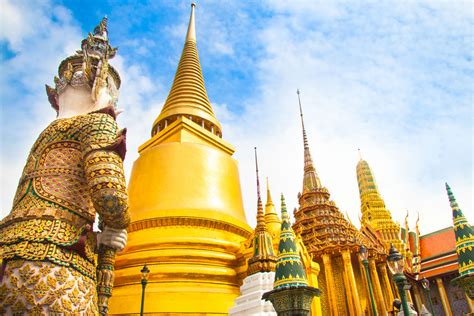 11 Must Visit Temples in Thailand