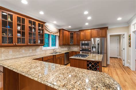 What Color Cabinets Go With Dark Brown Granite | www.resnooze.com