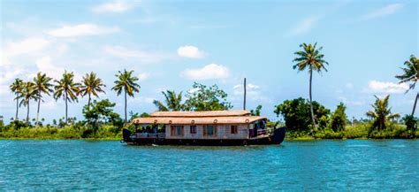 Best Backwaters in Kerala - Top 10 Destinations & Route Maps to Know