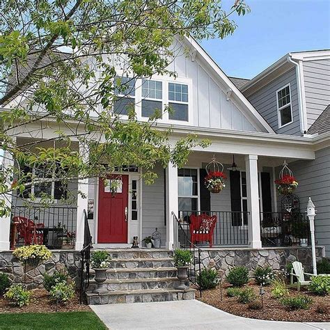 48 Incredible Farmhouse Front Porch Design Ideas in 2020 | Front porch ...