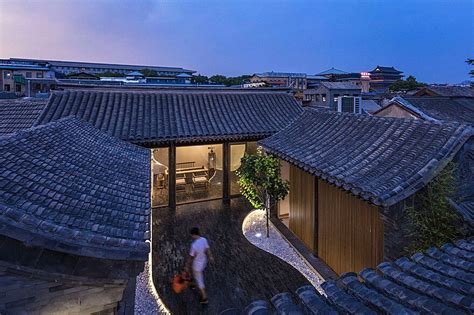 Traditional Siheyuan House Transformed into an Attractive Public Space ...