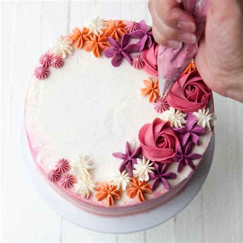 Top 129+ buttercream cake decorating best - seven.edu.vn