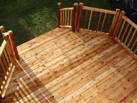 Western Red Cedar Decking | Emmer Brothers Cedar