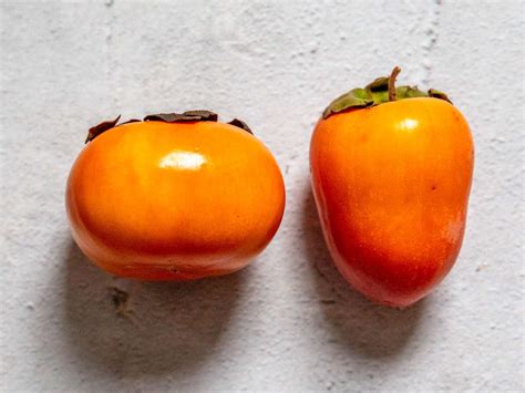 All About Persimmons and Persimmon Varieties