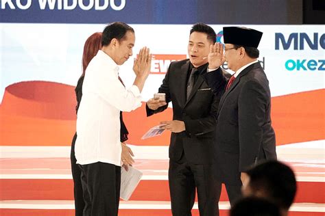 Jokowi hopes to meet Prabowo to ease tensions - Politics - The Jakarta Post