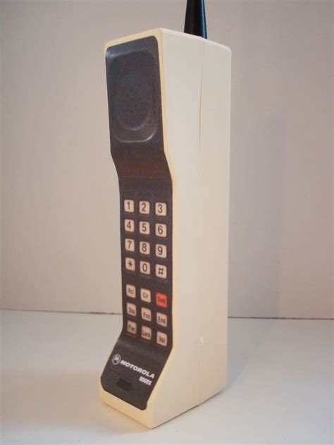 1980s/ 1990s Style Vintage Brick Toy Cell / Mobile Phone Toy