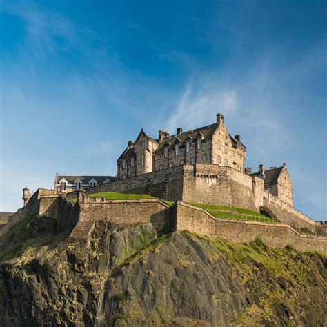 Edinburgh Castle | Edinburgh castle scotland, Scotland castles ...