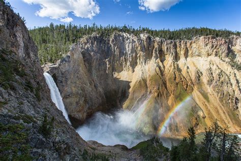 Three Waterfalls of the Grand Canyon of Yellowstone and Uncle Tom's ...