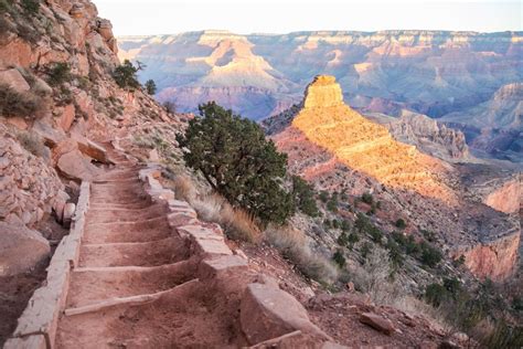 How to Hike the South Kaibab and Bright Angel Trail in One Day – Earth ...