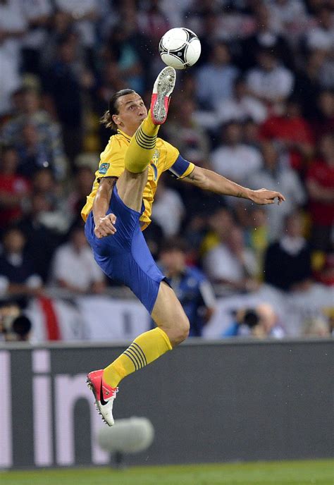 Zlatan Ibrahimovic Is Doing This That Others Can T Even Think Of Doing ...