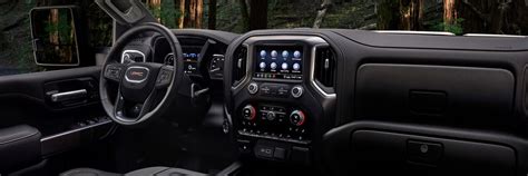 Interior Features | 2020 Sierra AT4 2500HD & 3500HD | Truck