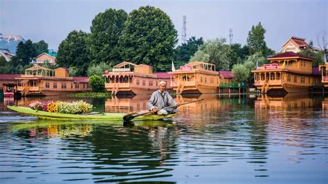 Jammu & Kashmir Tourism : History, Culture, Tradition, Food, Hotels ...