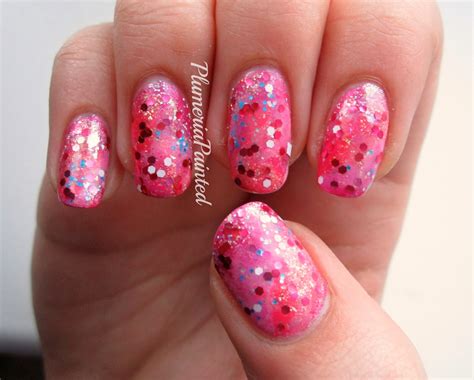 PlumeriaPainted: Pink Galaxy Nails