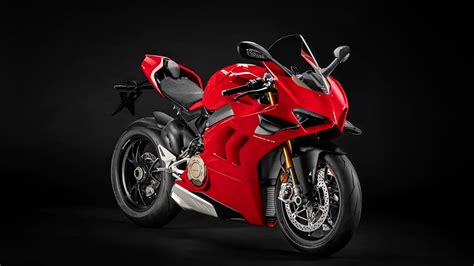 NEW PANIGALE V4 - Ducati Malaysia