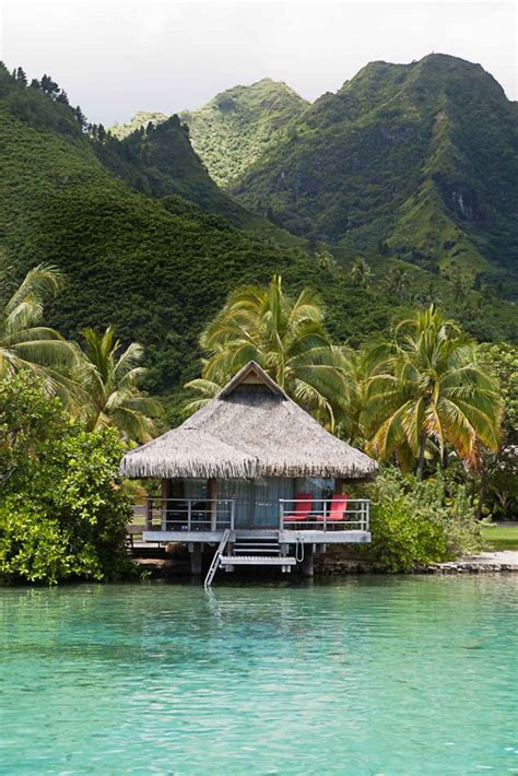 50 Best Overwater Bungalow Photos from Tahiti | Overwater bungalows ...