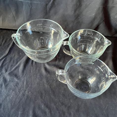 Anchor Hocking Glass Measuring Cups & More (S-MG) | EstateSales.org