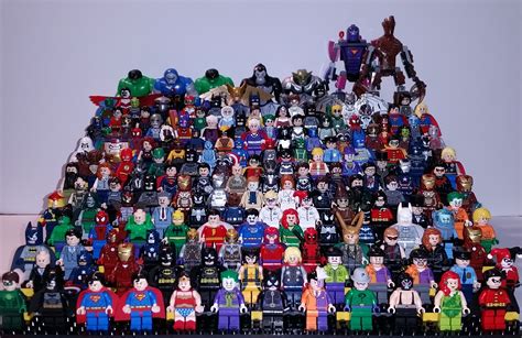 Pics Photos Minifig With The Lego Batman Dc Superheroes Unite Bluray ...