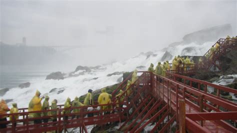 Cave of the Winds - Niagara Falls NY - USA | BoredomMD.com