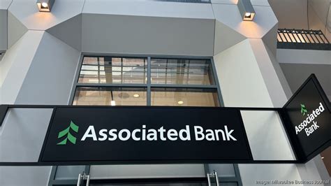 Associated Bank to close more branches in Illinois, Wisconsin - Chicago ...