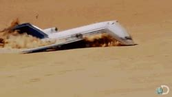 Plane Crash GIFs | GIFDB.com