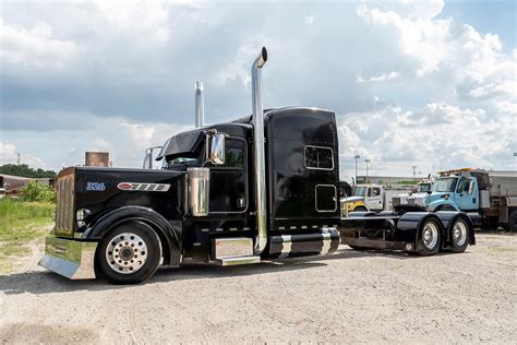 1997 Peterbilt 379 Truck Tractor with Sleeper LOADED! - Chicago Motor ...