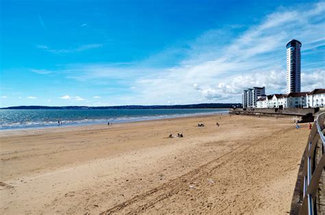 Swansea Beach | Explore South Wales