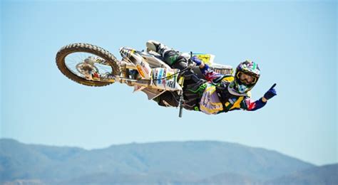 So James Stewart is married, who knew? – Live Motocross