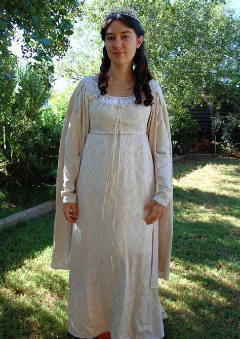 The Story of a Seamstress: The Princess Bride Wedding Dress