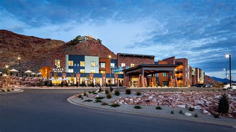 hotels in moab utah with pools - sogolroegner-99