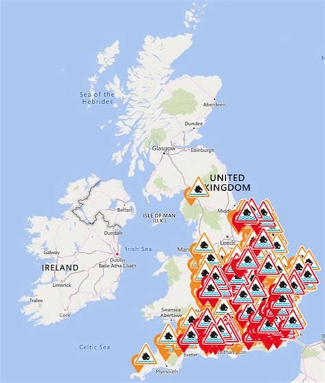 UK flood warnings: Ferocious floods to smash Britain as more than 350 ...