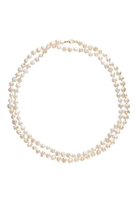 Fall 2023 Jewelry Trends: Pearls, Pendants, and Pure Fun | Marie Claire