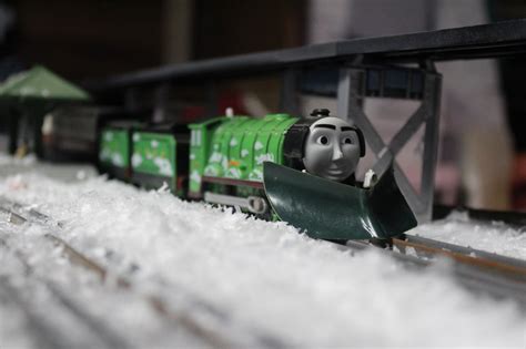 Thomas Friends TRACKMASTER FLYING SCOTSMAN MODIFIED PILOT WHEELS ...