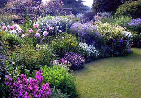 35+ Super Beautiful Flower Garden Ideas You Have To Build One in You ...