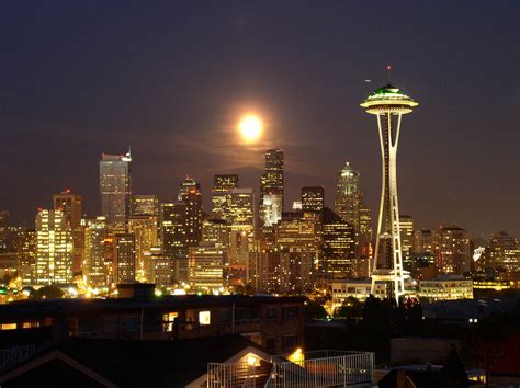 Free Seattle night skyline Stock Photo - FreeImages.com