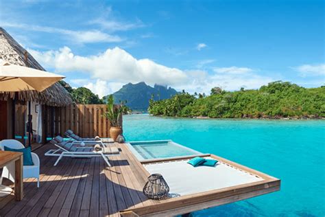 Best Overwater Bungalows in Bora Bora for your Honeymoon