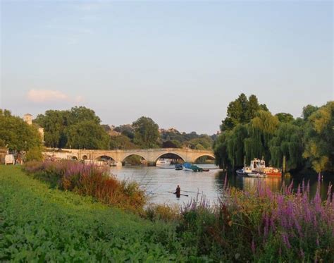 Thames Path Gallery - Celtic Trails