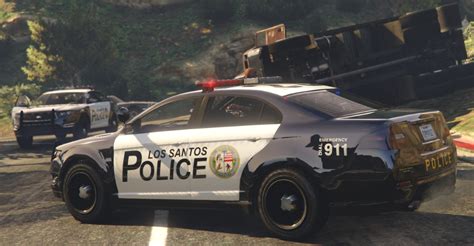 Realistic LSPD Police Car Skins - GTA5-Mods.com