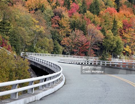 Linn Cove Viaduct High-Res Stock Photo - Getty Images