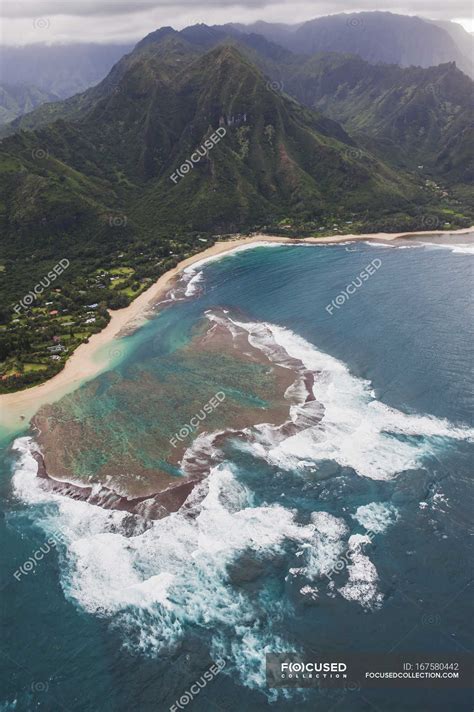 Aerial view of reef — water, scene - Stock Photo | #167580442