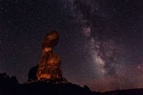 11 Essential Tips for Shooting a Night Landscape - Improve Photography