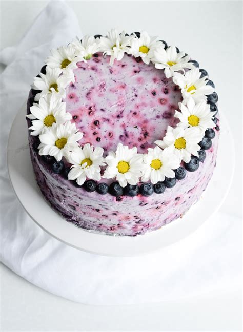 Very blueberry layer cake - Sugar Salted