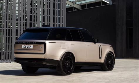 Land Rover Range Rover claims design award of the year