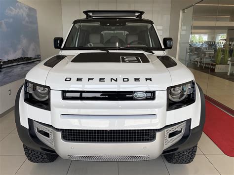 Defender Accessories | Land Rover Las Vegas | Learn More