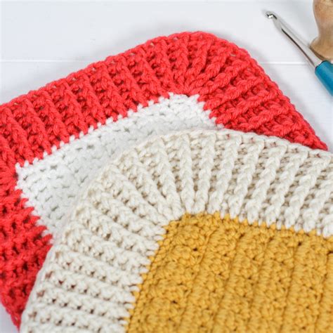 Simple Rib Blanket Border | FaveCrafts.com