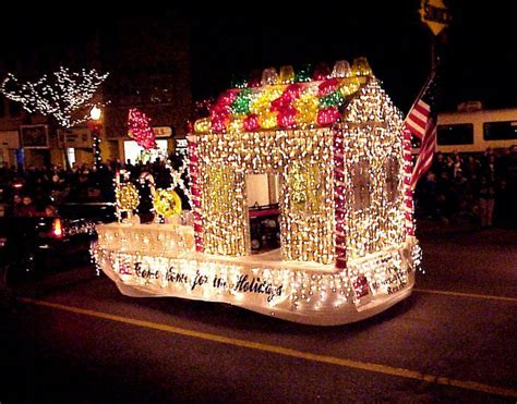 Creative Christmas Parade Float Ideas