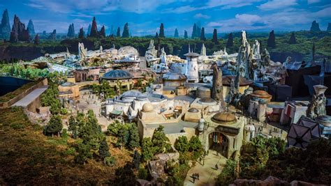 Star Wars Land Model Photos & Video - Disney Tourist Blog