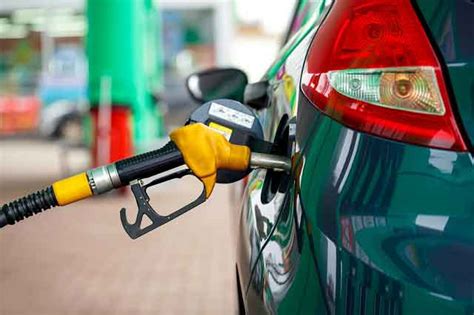 Most Fuel Efficient Cars in India - Top 10 Fuel Efficient Cars